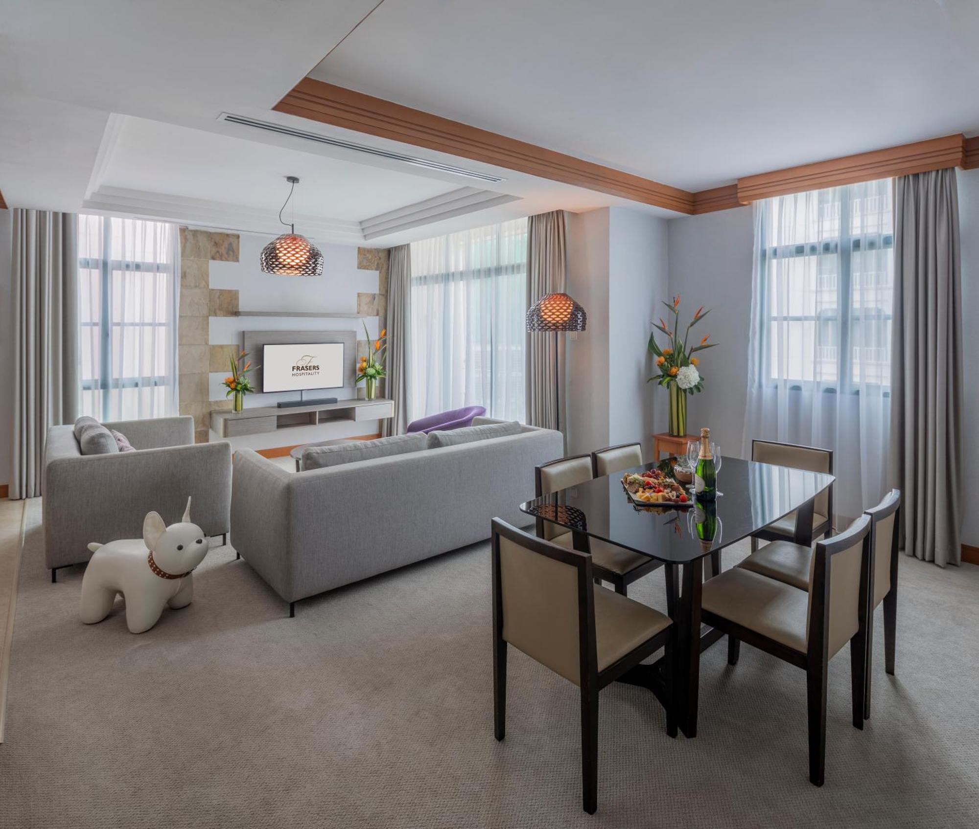 Fraser Place Robertson Walk Singapore Buitenkant foto Living room of a suite