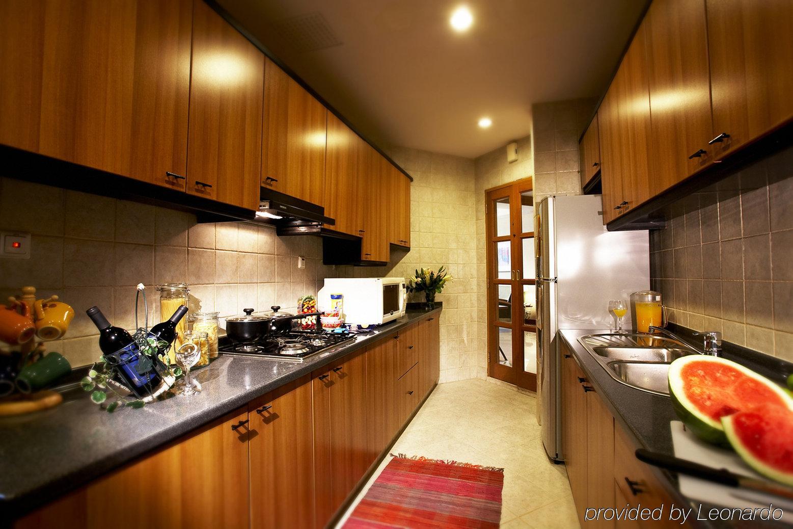 Fraser Place Robertson Walk Singapore Buitenkant foto A modern kitchen